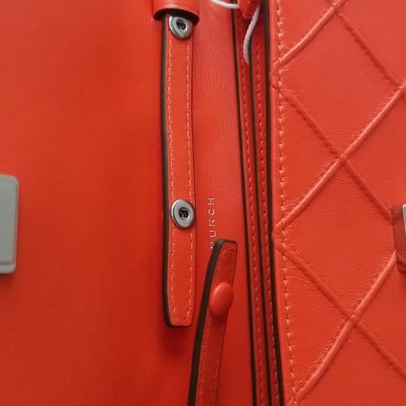 New Tory Burch Fleming Soft Chain Wallet - Picture 12 of 14